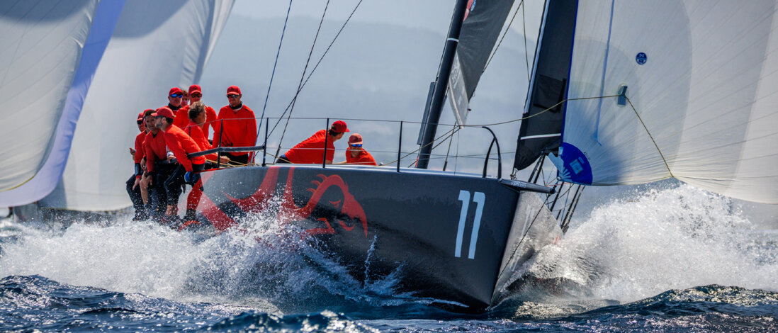 52 SUPER SERIES