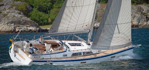 The new Hallberg-Rassy 400