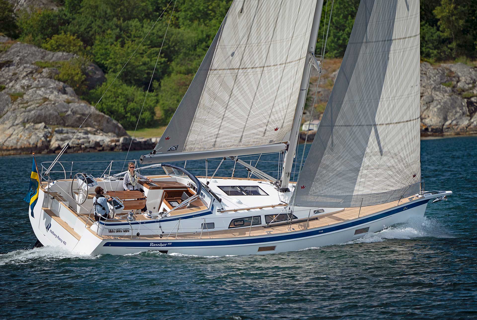 The new Hallberg-Rassy 400