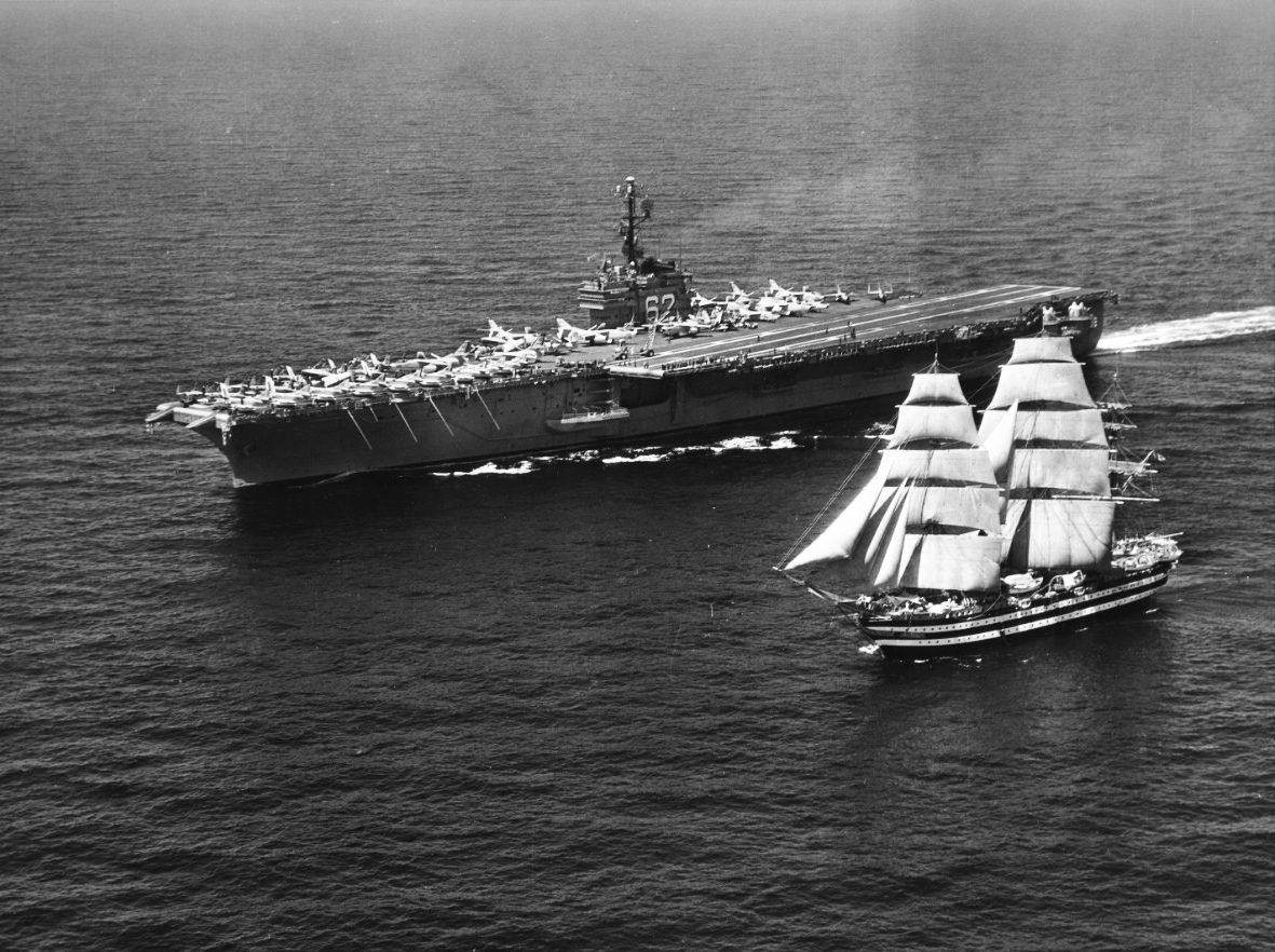 The Amerigo Vespucci and the USS Independence